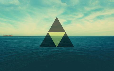 三角形重叠在海面上
