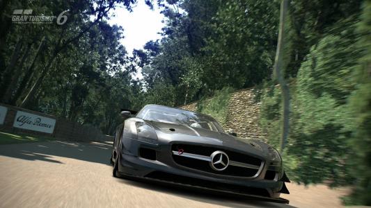 梅赛德斯 - 奔驰SLS AMG GT  -  Gran Turismo 6