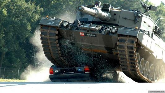 豹2坦克