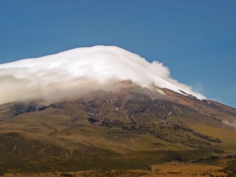 厄瓜多尔科托帕希自然景象图片