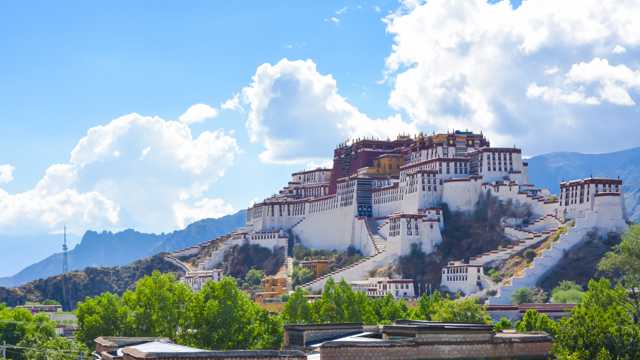西藏布达拉宫景象图片