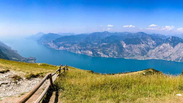 意大利加尔达湖景色图片