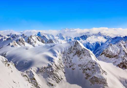瑞士阿尔卑斯山景象图片