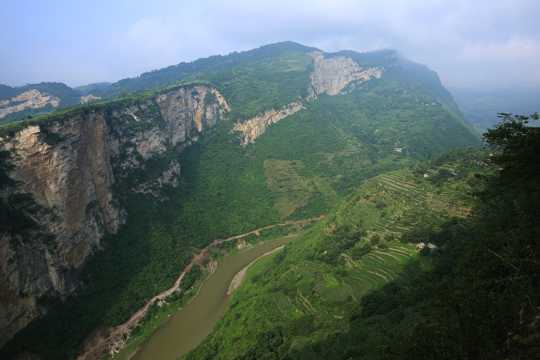 四川岔河大堰大峡谷景物图片