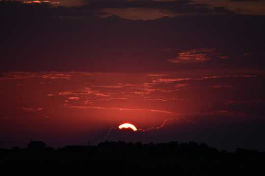 黄昏夕阳景色图片