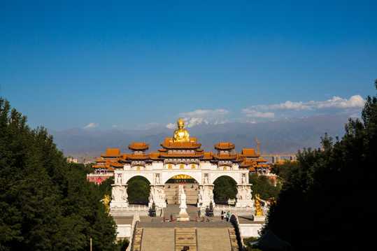 新疆红光山大佛寺景物图片