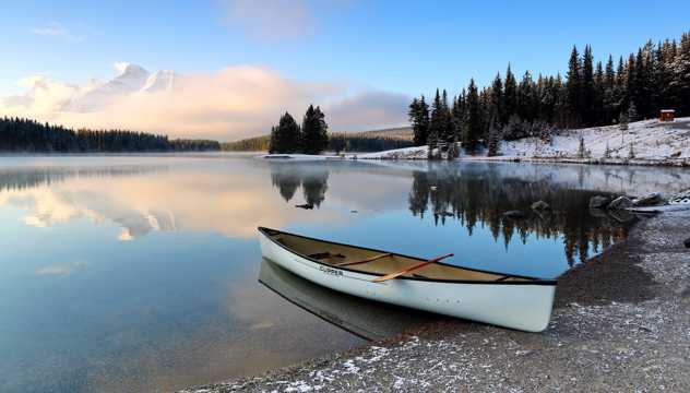 加拿大双杰克湖风光图片