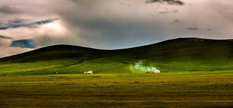 内蒙古贡格尔草坪景物图片